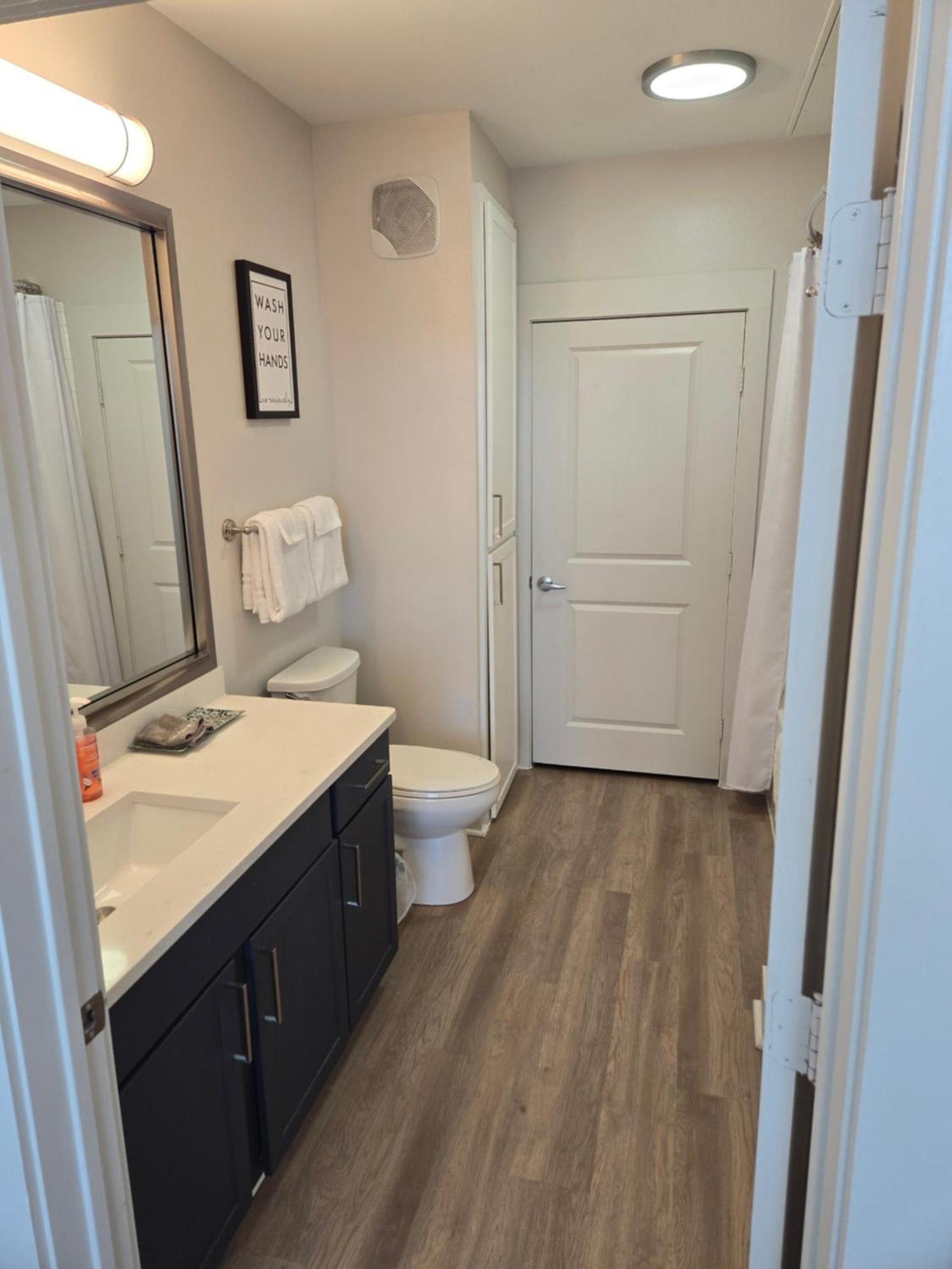 2Bdrm/2 King Beds/1Air Mattress Apartment Dallas Exterior photo