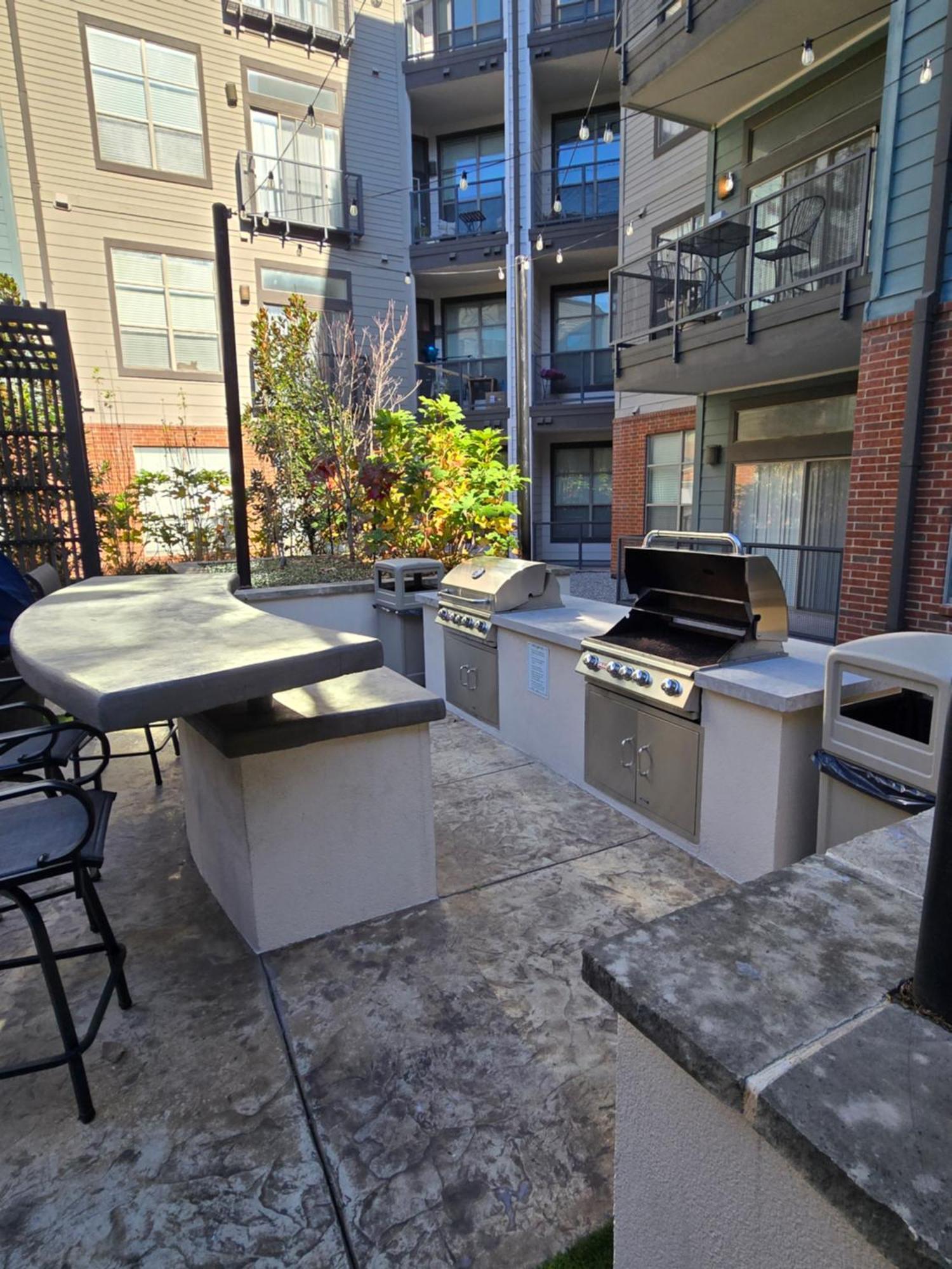 2Bdrm/2 King Beds/1Air Mattress Apartment Dallas Exterior photo